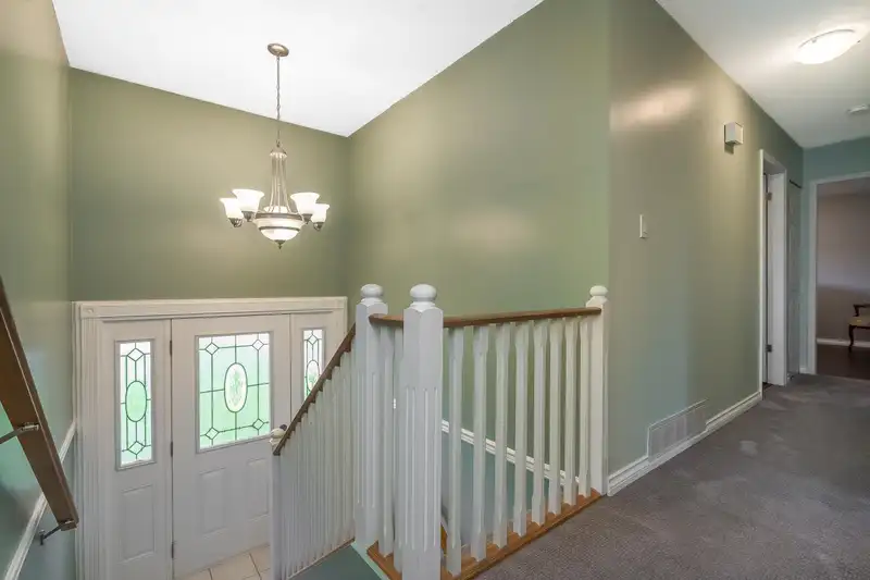 20376 37A AVENUE - photo 4 of 40