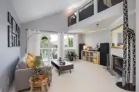4 6360 LYNAS LANE - thumbnail 1