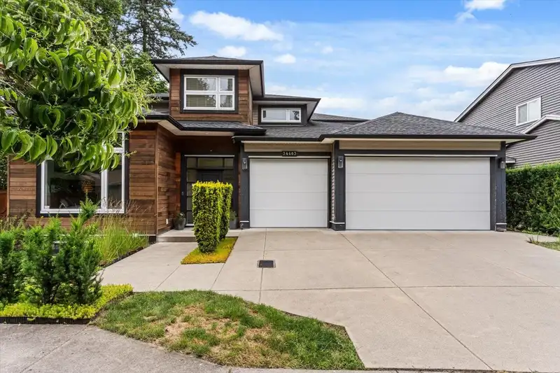 34403 DONLYN AVENUE - photo 2 of 40