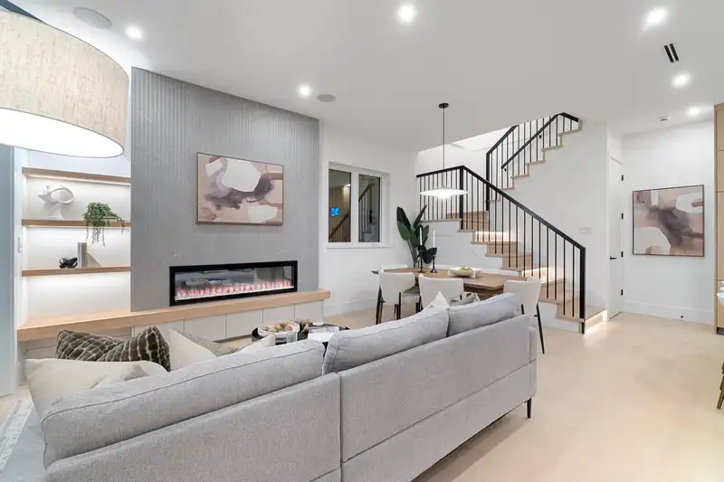 1 1945 E 13TH AVENUE - photo 4 of 23