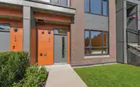 175 2035 GLENAIRE DRIVE - thumbnail 1