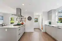 1 244 E 5TH STREET - thumbnail 9