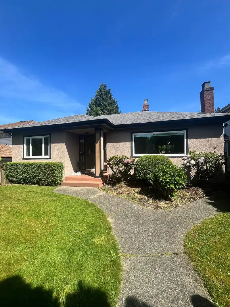 731 KING EDWARD STREET - photo 2 of 13