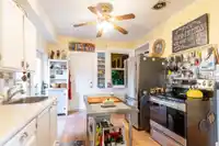 114 W KINGS ROAD - thumbnail 23