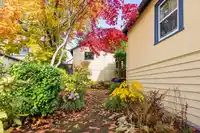 114 W KINGS ROAD - thumbnail 39