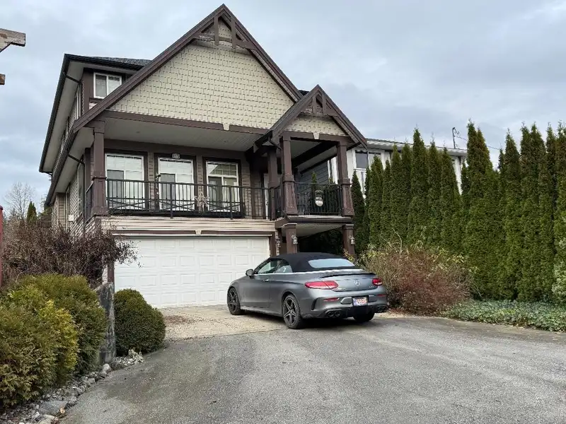 3373 FRANCIS CRESCENT - photo 1 of 14