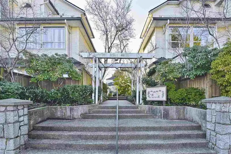 28 4311 SOPHIA STREET - photo 1 of 1