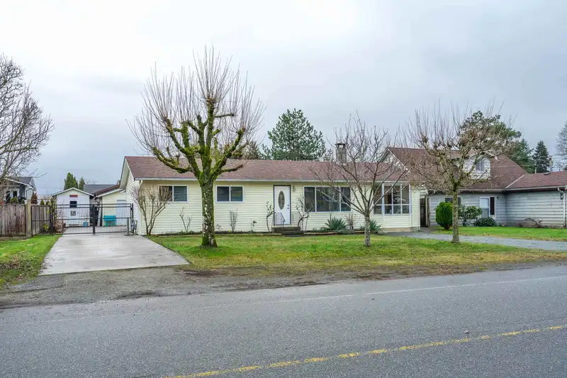 27056 28A AVENUE - photo 1 of 22