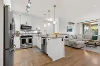 129 8157 207 STREET - thumbnail 5