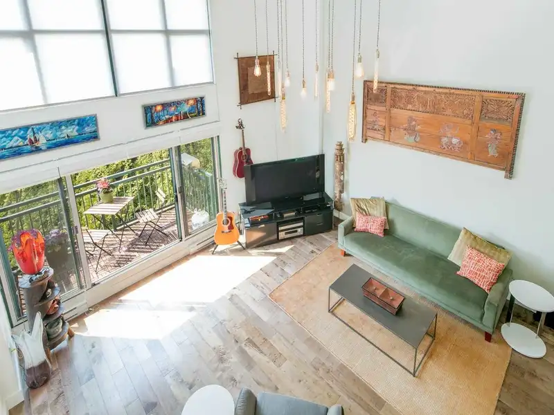 714 22 E CORDOVA STREET - photo 3 of 20