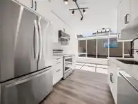 501 1225 MERKLIN STREET - thumbnail 2