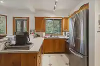 8 4891 PAINTED CLIFF ROAD - thumbnail 9