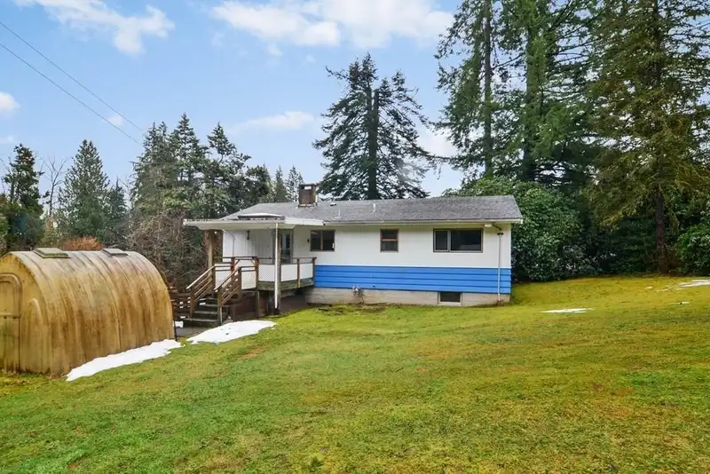 33875 RICHARDS AVENUE - photo 2 of 14