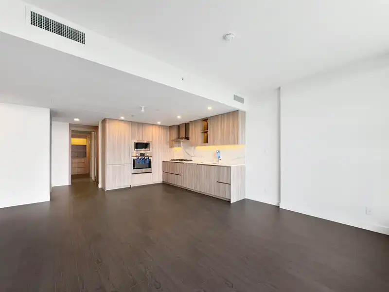 3102 13778 100 AVENUE - photo 1 of 31