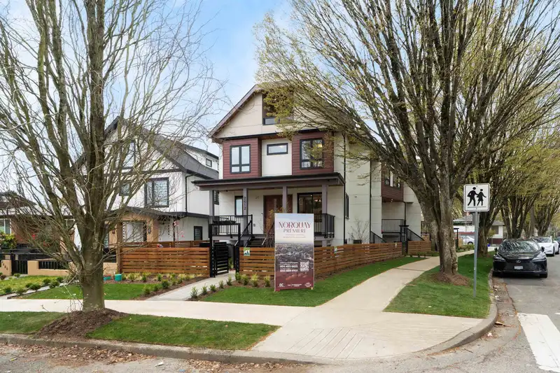 2612 HORLEY STREET - photo 1 of 39