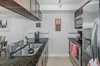 115 5650 201A STREET - thumbnail 10