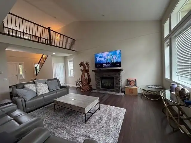 13691 BLAKE LOOP - photo 4 of 21