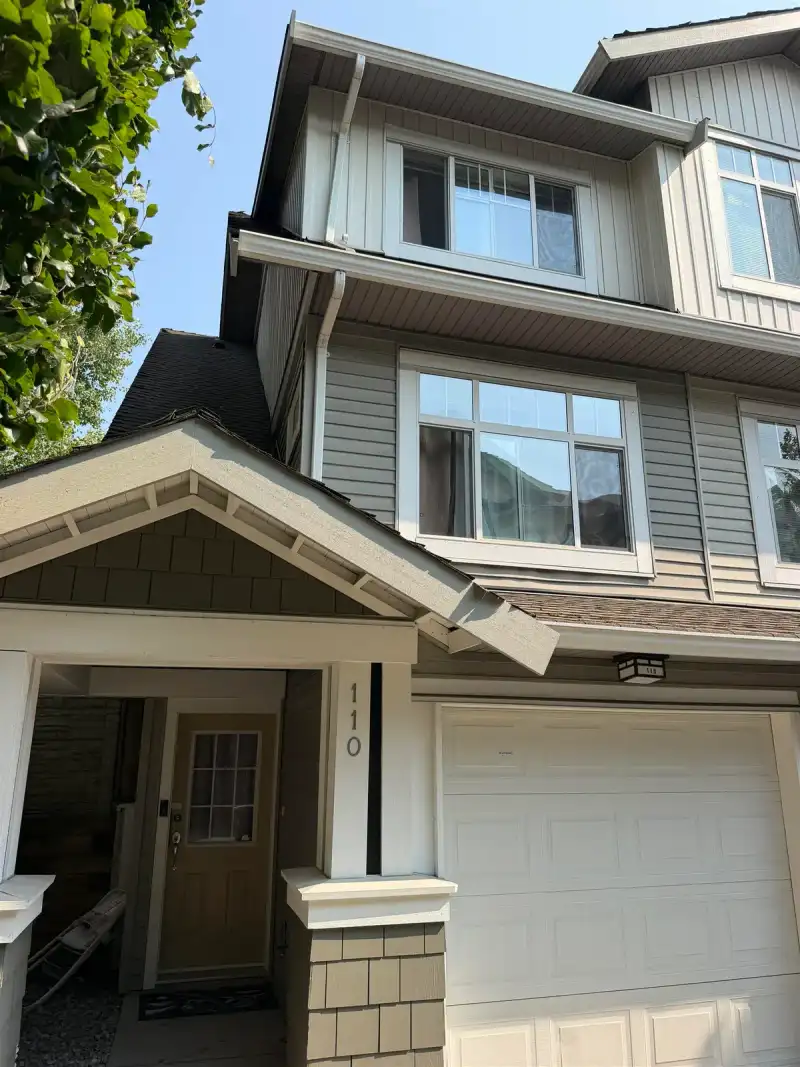 110 16177 83 AVENUE - photo 1 of 2