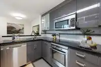 TH4 1889 ROSSER AVENUE - thumbnail 12