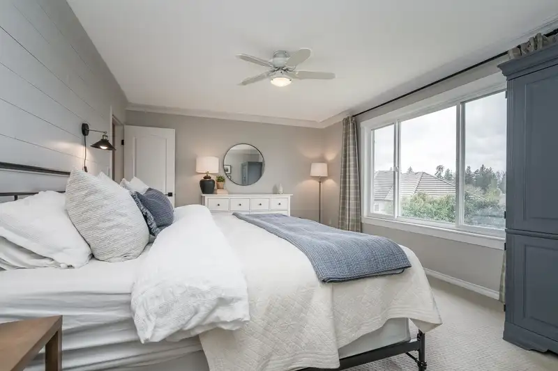 21075 86 AVENUE - photo 1 of 30