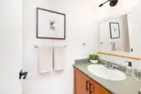 3311 W 8TH AVENUE - thumbnail 25