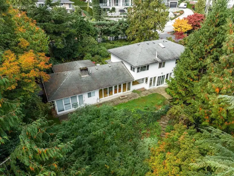 186 STEVENS DRIVE - photo 1 of 24