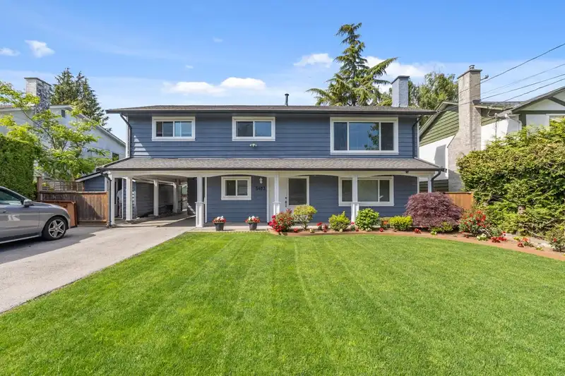 5483 CHESTNUT CRESCENT - photo 3 of 25