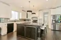 7648 211A STREET - thumbnail 9