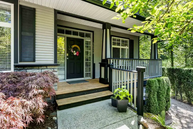 36319 BUCKINGHAM DRIVE - photo 2 of 40