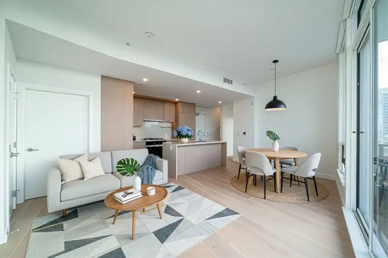 606 5212 CAMBIE STREET - photo 1 of 22