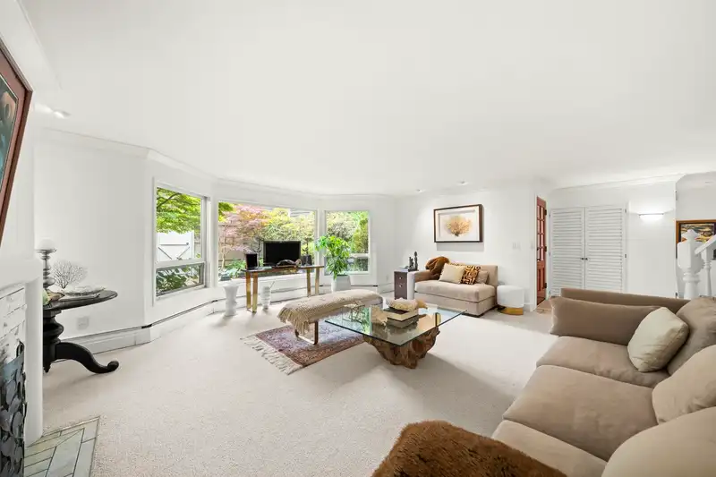 1443 MCRAE AVENUE - photo 1 of 35