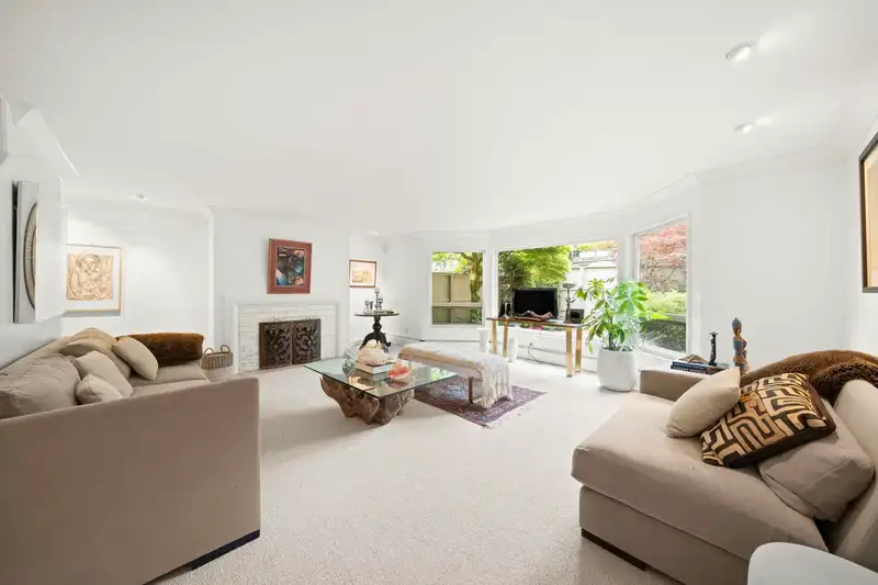 1443 MCRAE AVENUE - photo 3 of 35
