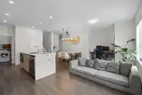 25 7947 209 STREET - thumbnail 9