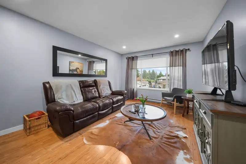 2731 SANDON DRIVE - photo 3 of 26