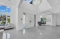 8580 CAMDEN CRESCENT - thumbnail 5