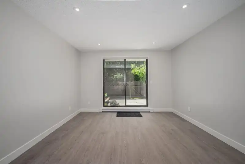6 4929 207A STREET - photo 2 of 27