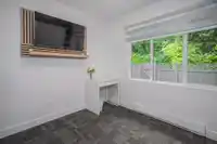 6 4929 207A STREET - thumbnail 19