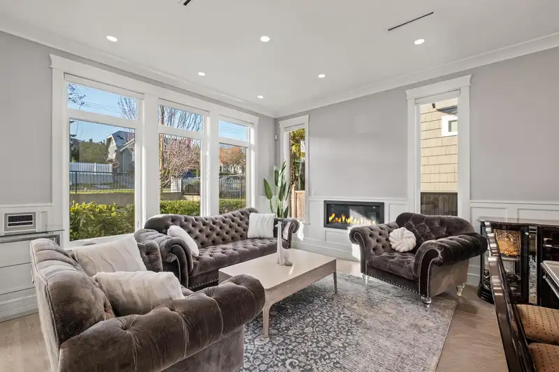 1604 HAMILTON STREET - photo 2 of 40