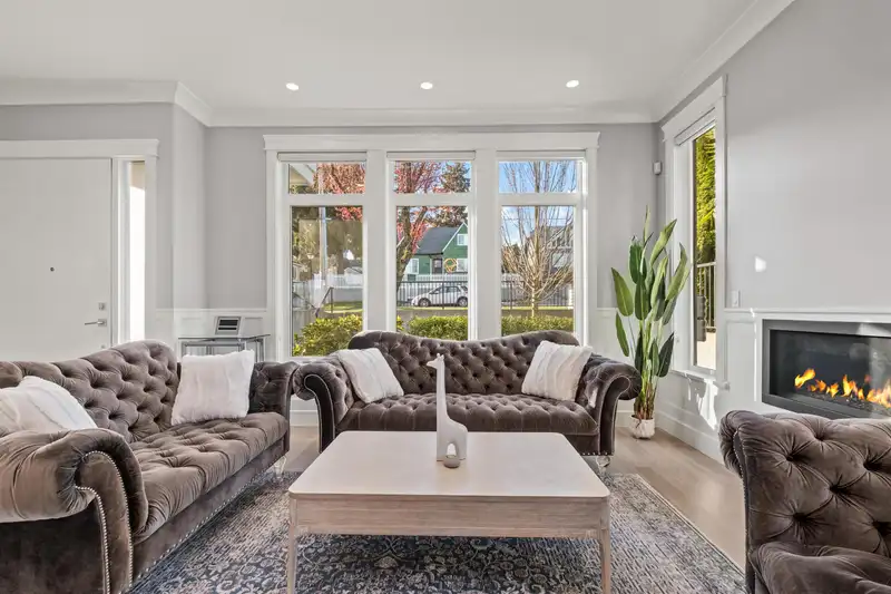 1604 HAMILTON STREET - photo 4 of 40