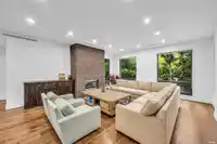 1112 W 38TH AVENUE - thumbnail 5