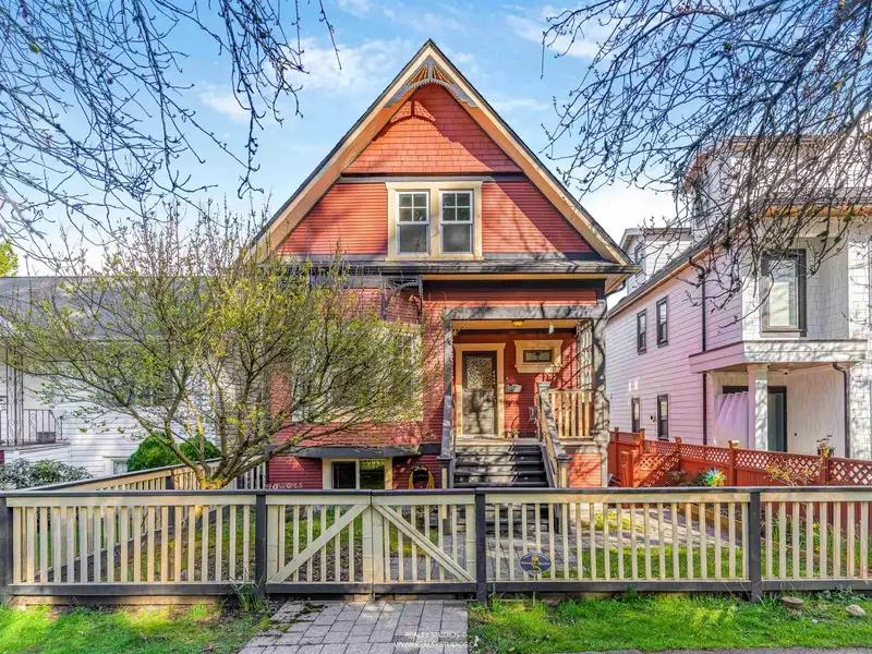 4446 QUEBEC STREET - photo 1 of 40