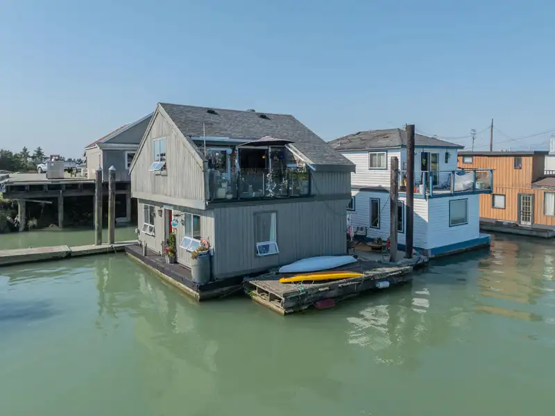 12 3550 WESTHAM ISLAND ROAD - photo 1 of 38