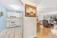 203 20727 DOUGLAS CRESCENT - thumbnail 12