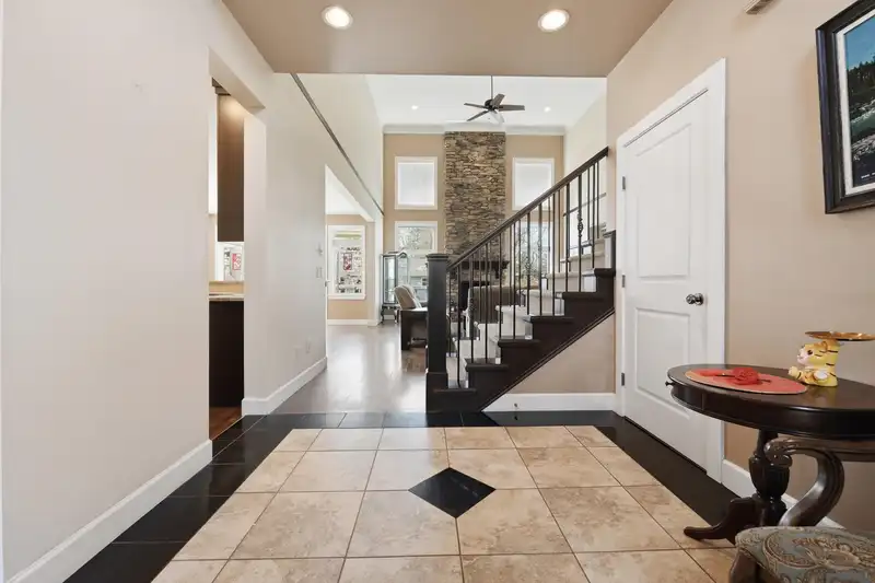 3597 CREEKSTONE DRIVE - photo 4 of 33