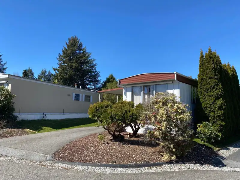 62 1840 160 STREET - photo 4 of 19
