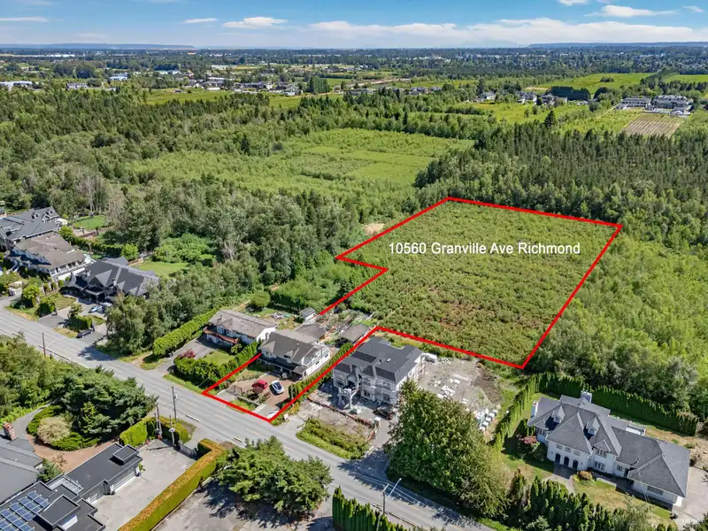 10560 GRANVILLE AVENUE - photo 1 of 17