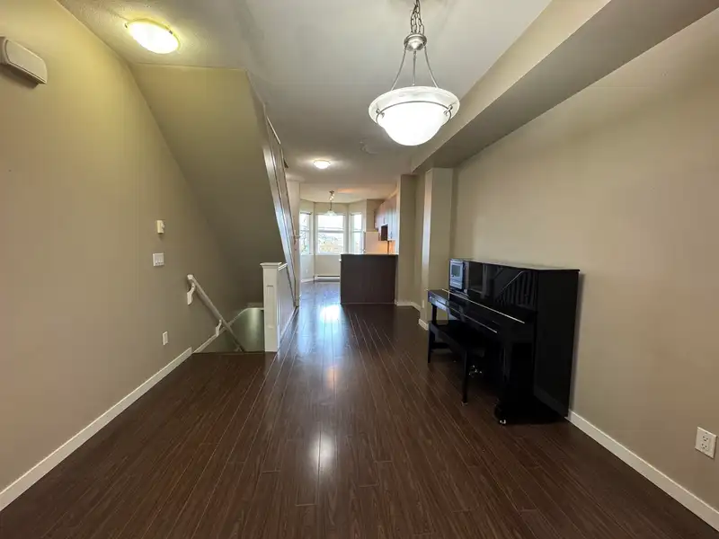 21 6099 ALDER STREET - photo 3 of 21