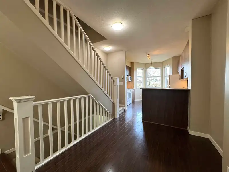 21 6099 ALDER STREET - photo 4 of 21