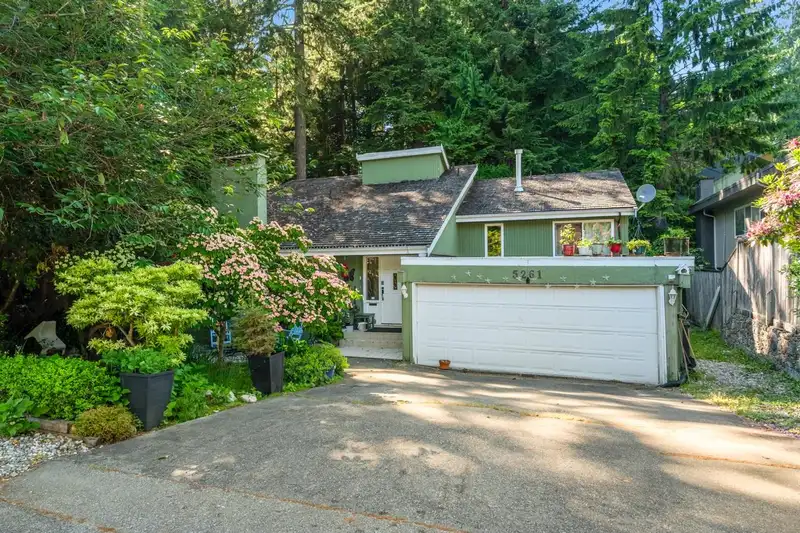 5261 CLIFFRIDGE AVENUE - photo 1 of 25