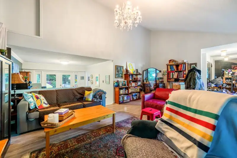 5261 CLIFFRIDGE AVENUE - photo 3 of 25